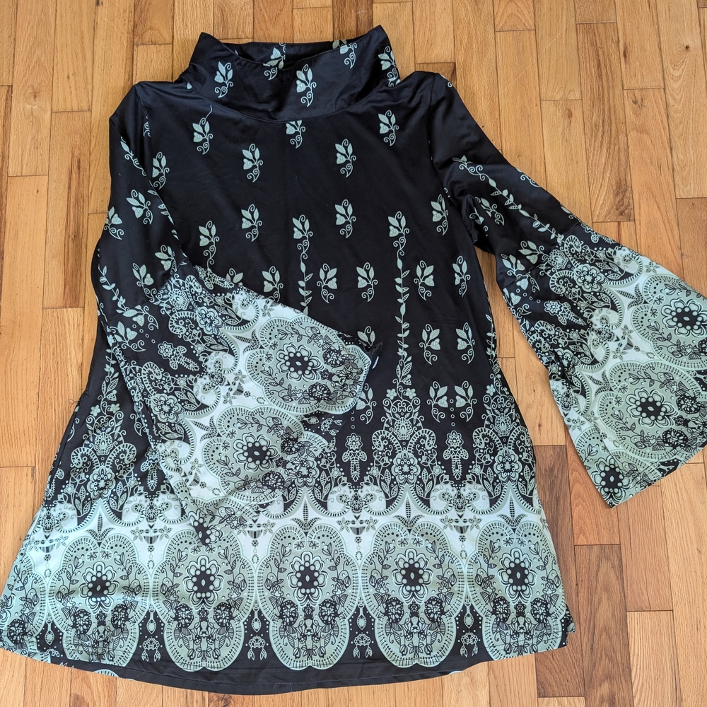 Fun and Funky Black and Mint Bell Sleeved Mini Dress/Tunic
